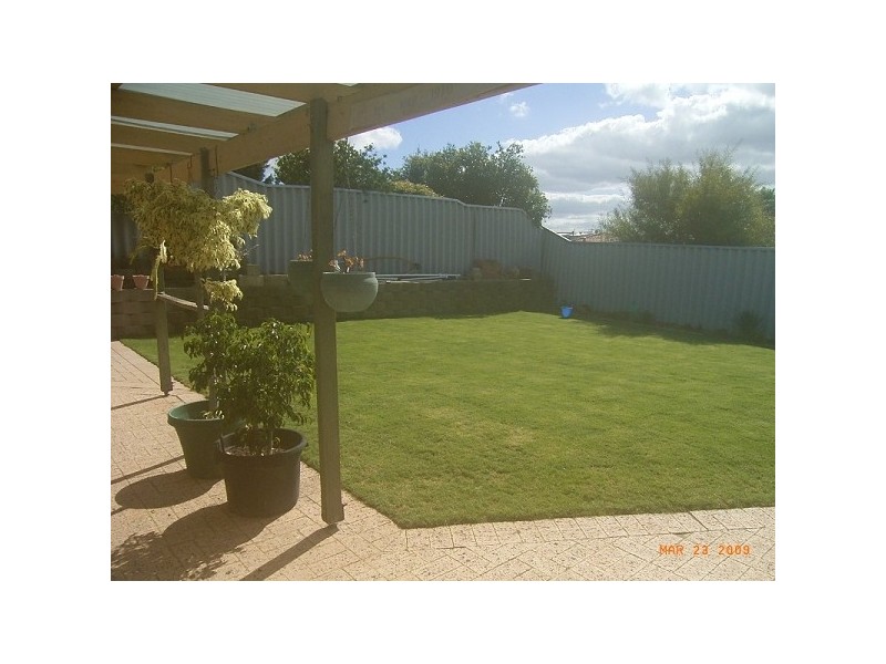 6 Lawrie Court, Clarkson WA 6030