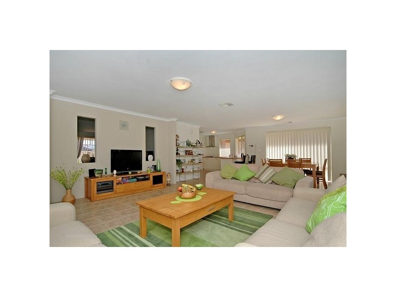4 Maryport Way, Butler WA 6036