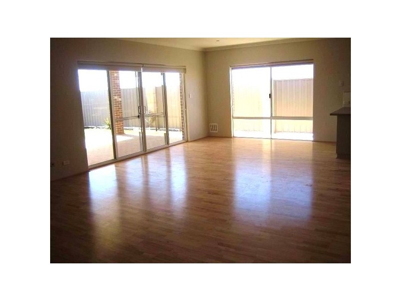 18 Sailboat Link, Jindalee WA 6036