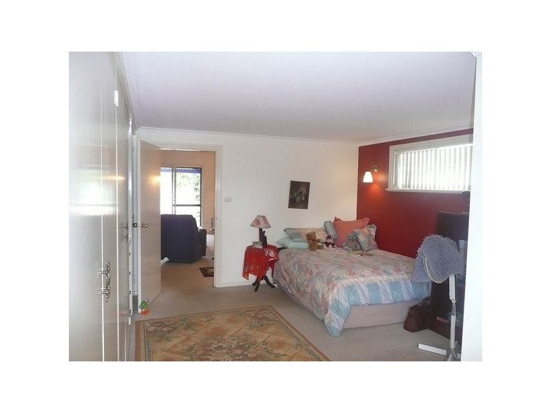 13 Yulgering Road, Calingiri WA 6569