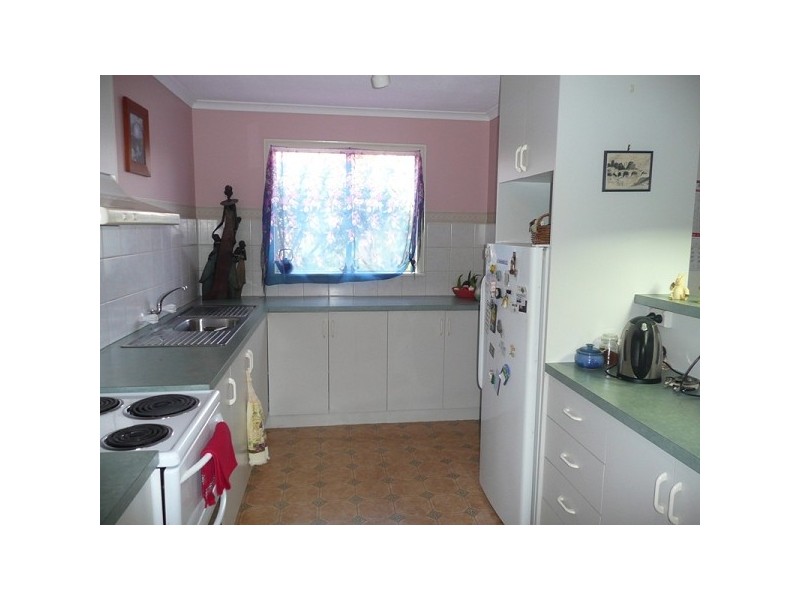 13 Yulgering Road, Calingiri WA 6569