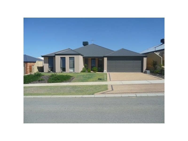99 Ridgewood Boulevard, Ridgewood WA 6030