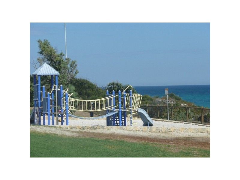 51 Sirius Ramble, Quinns Rocks WA 6030