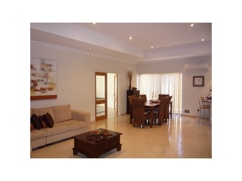 28 Liberty Drive, Clarkson WA 6030