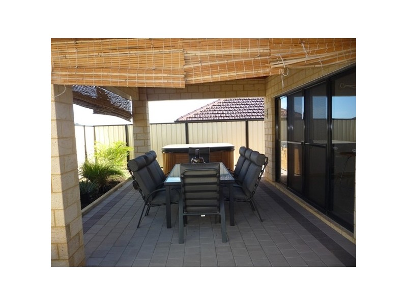 28 Liberty Drive, Clarkson WA 6030