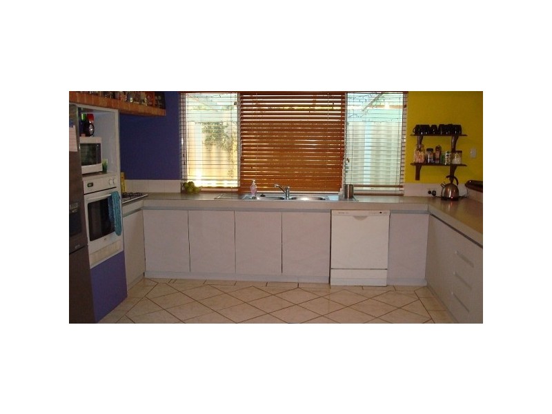 6 Harcus Retreat, Merriwa WA 6030