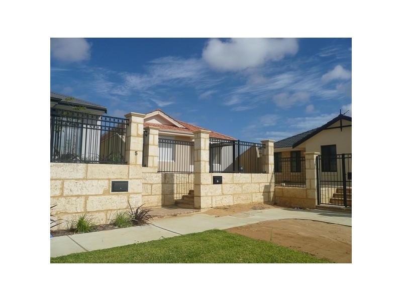7 Dalry Cove, Butler WA 6036