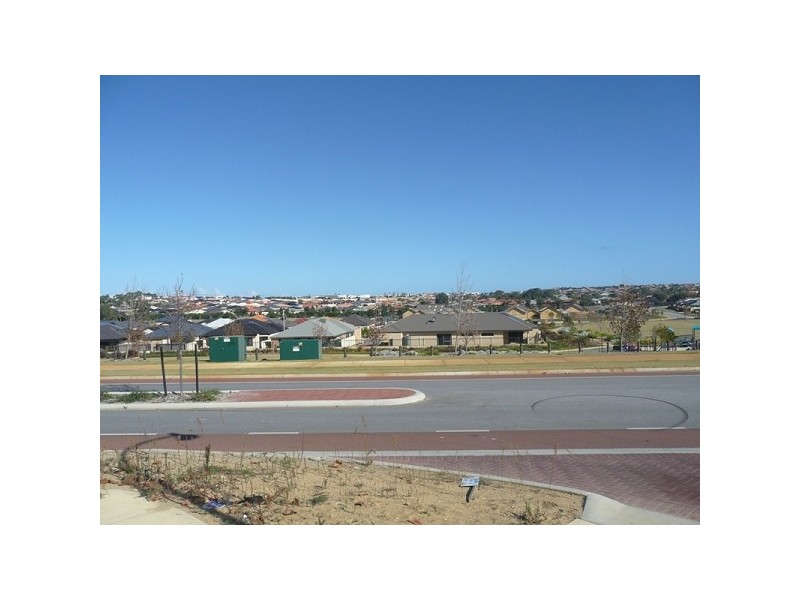 2 Hacienda Drive, Clarkson WA 6030