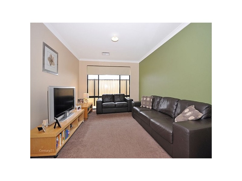 38 Riverlinks Drive, Clarkson WA 6030