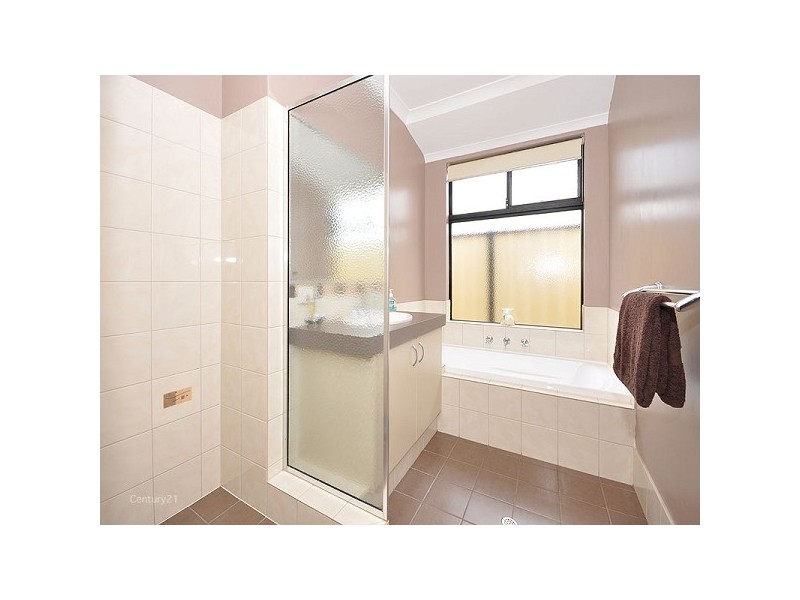 38 Riverlinks Drive, Clarkson WA 6030