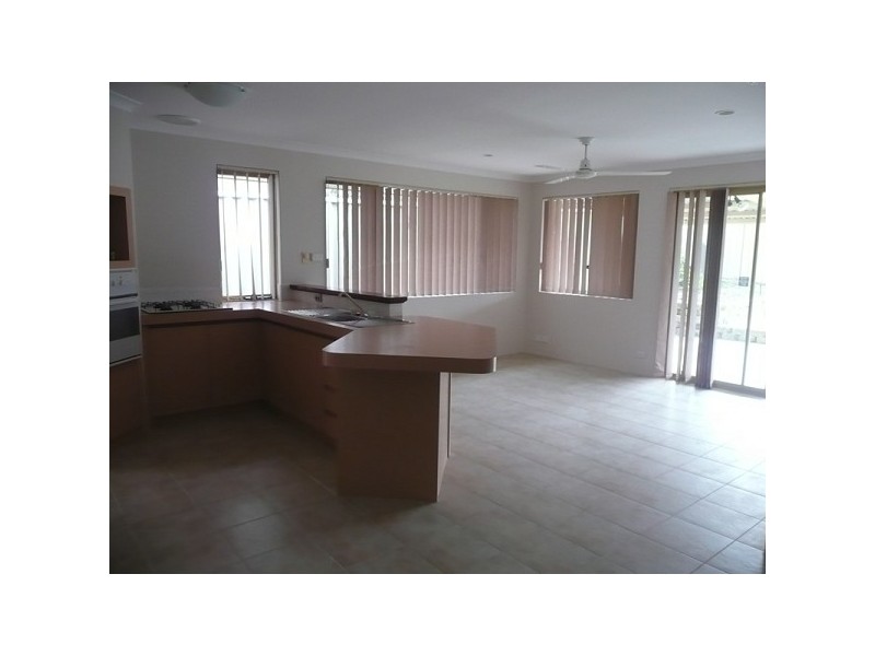 18 Kalix Elbow, Merriwa WA 6030