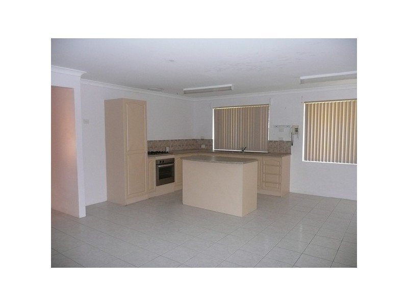 27 Limetree Circuit, Mindarie WA 6030