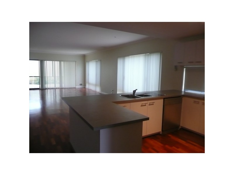 9 Dulles Way, Clarkson WA 6030