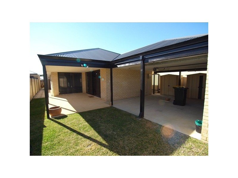 7 Vickery Loop, Clarkson WA 6030
