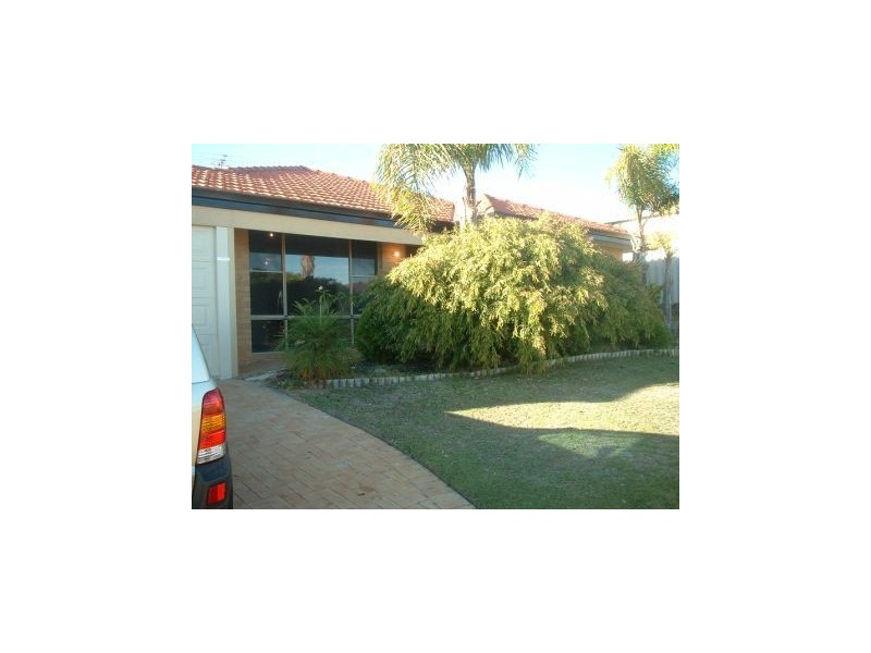 121 St Barnabas Boulevard, Quinns Rocks WA 6030