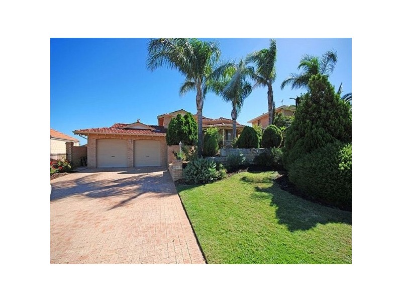138 Southern Cross Circle, Ocean Reef WA 6027