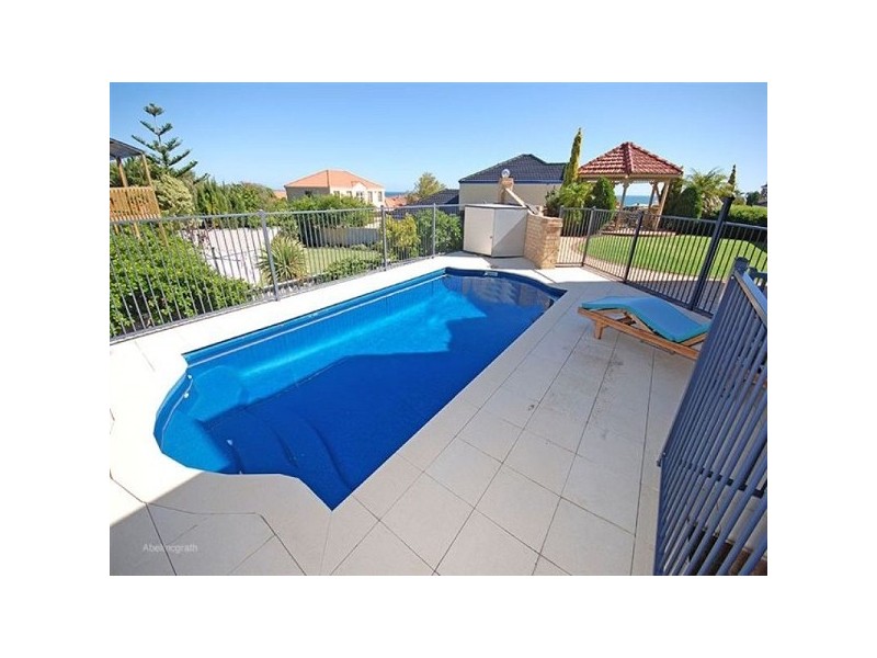 138 Southern Cross Circle, Ocean Reef WA 6027