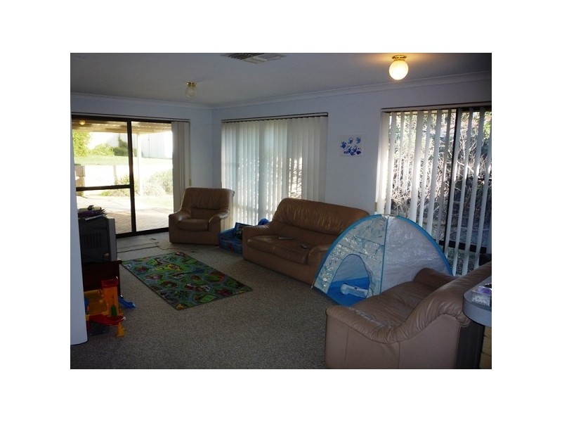 24 Hyland Crescent, Clarkson WA 6030