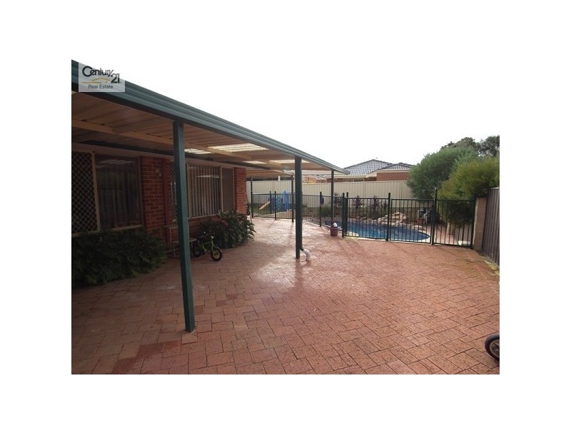 109 Roxburgh Circle, Kinross WA 6028