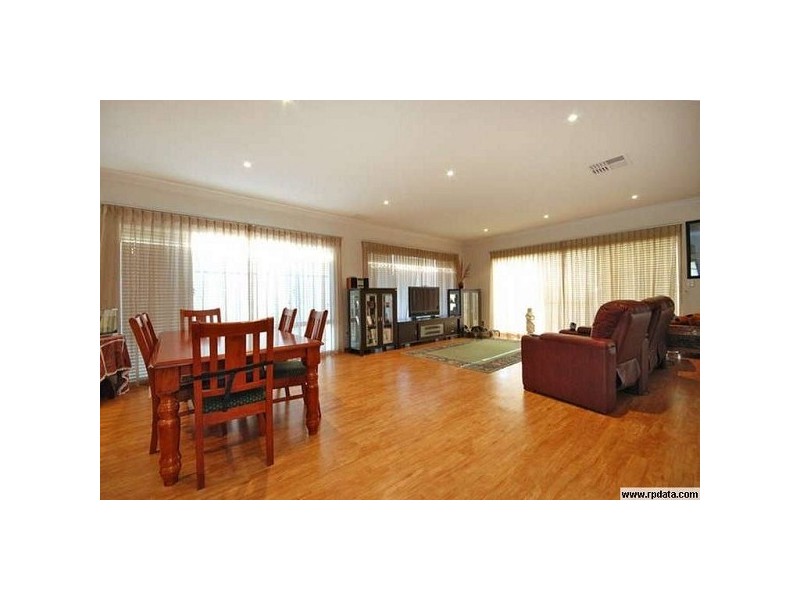 11 Myall Fairway, Clarkson WA 6030