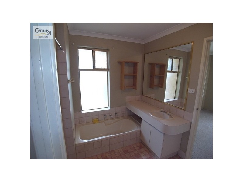 5 Chiba Retreat, Merriwa WA 6030