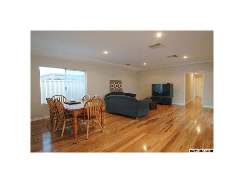 17 Ferryside Road, Butler WA 6036