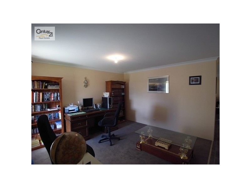 10 Vanderlin Crescent, Ridgewood WA 6030