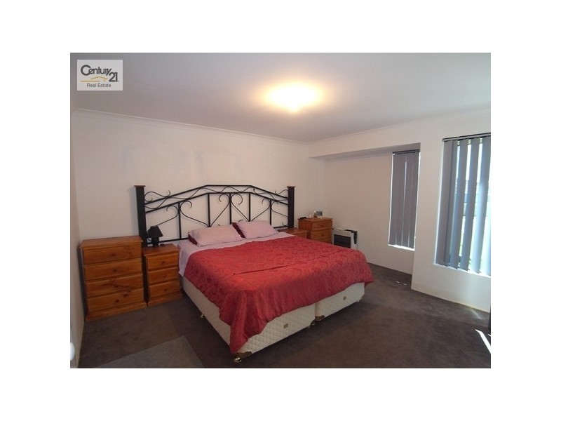 10 Vanderlin Crescent, Ridgewood WA 6030