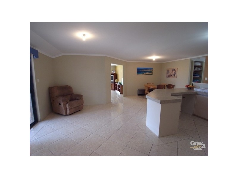 17 Wester Crescent, Quinns Rocks WA 6030