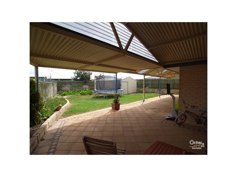 17 Wester Crescent, Quinns Rocks WA 6030