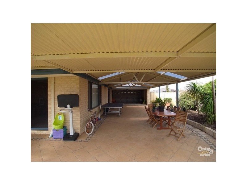 17 Wester Crescent, Quinns Rocks WA 6030