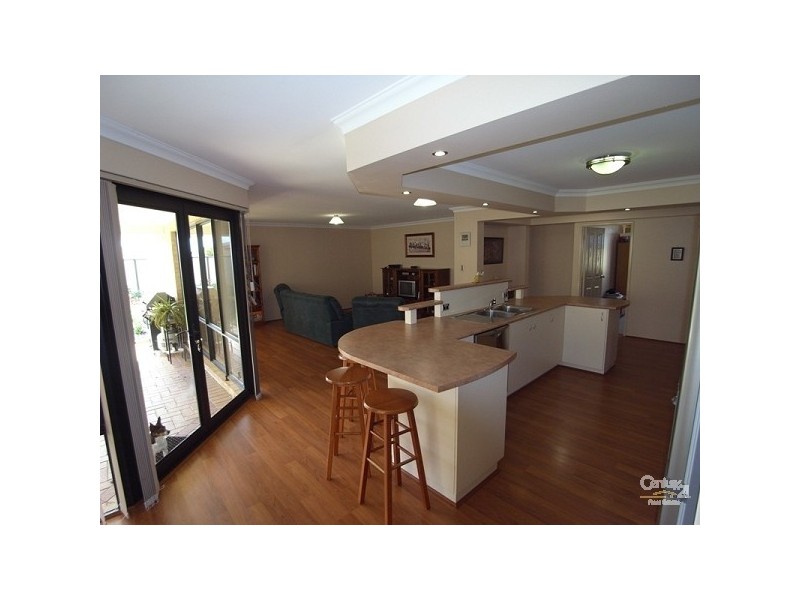 27 Polglase Fairway, Clarkson WA 6030