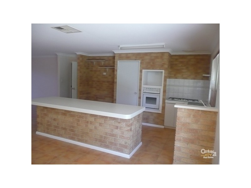 18 Rothesay heights, Mindarie WA 6030