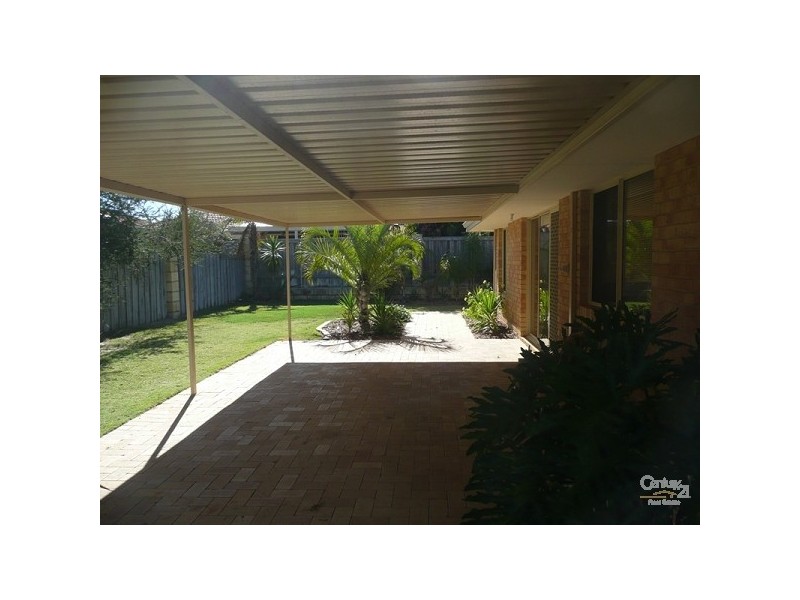 18 Rothesay heights, Mindarie WA 6030