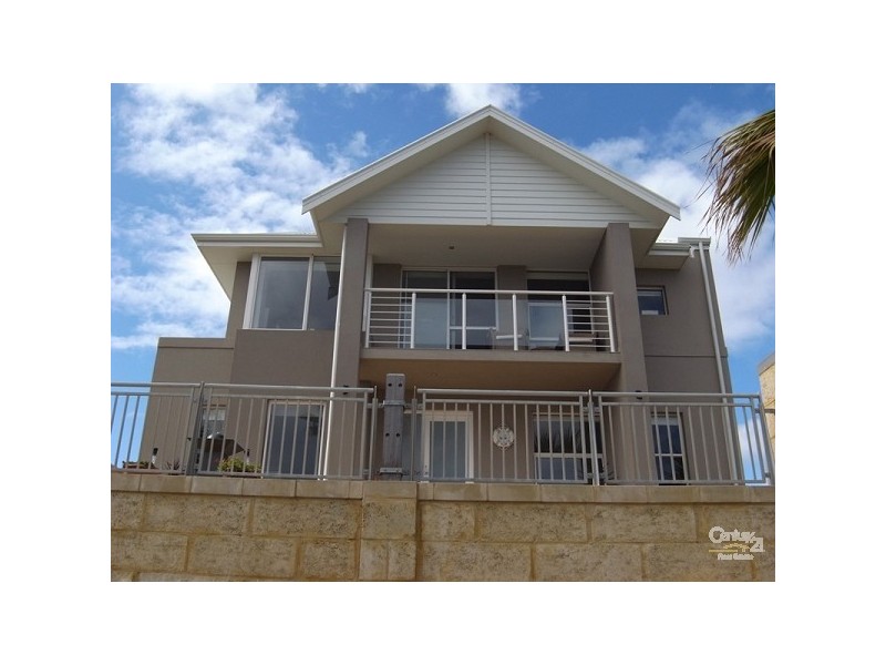 20 Ocean Falls Boulevard, Mindarie WA 6030