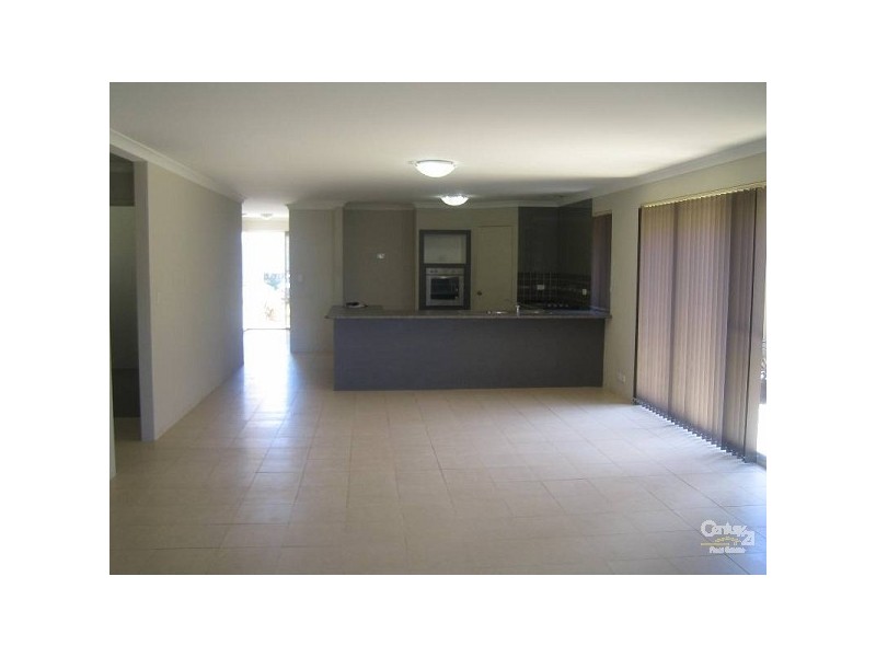 14 Roosky Approach, Ridgewood WA 6030