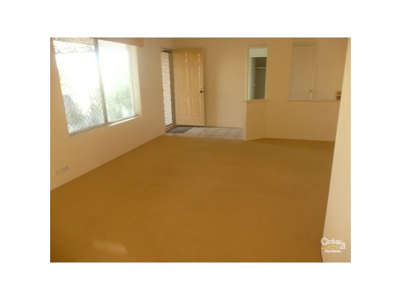 17 Midland Elbow, Mindarie WA 6030