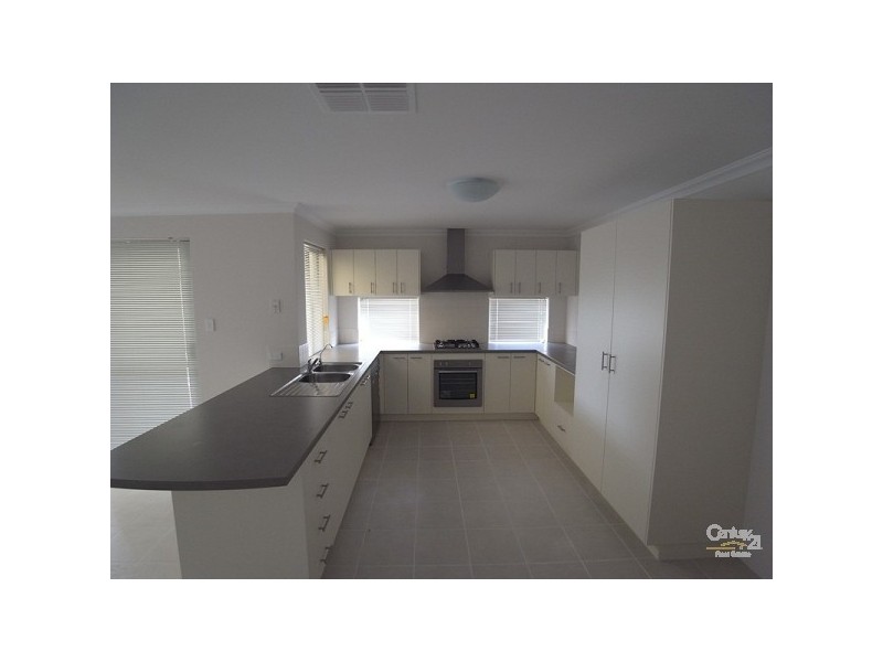 40 Accra Way, Quinns Rocks WA 6030