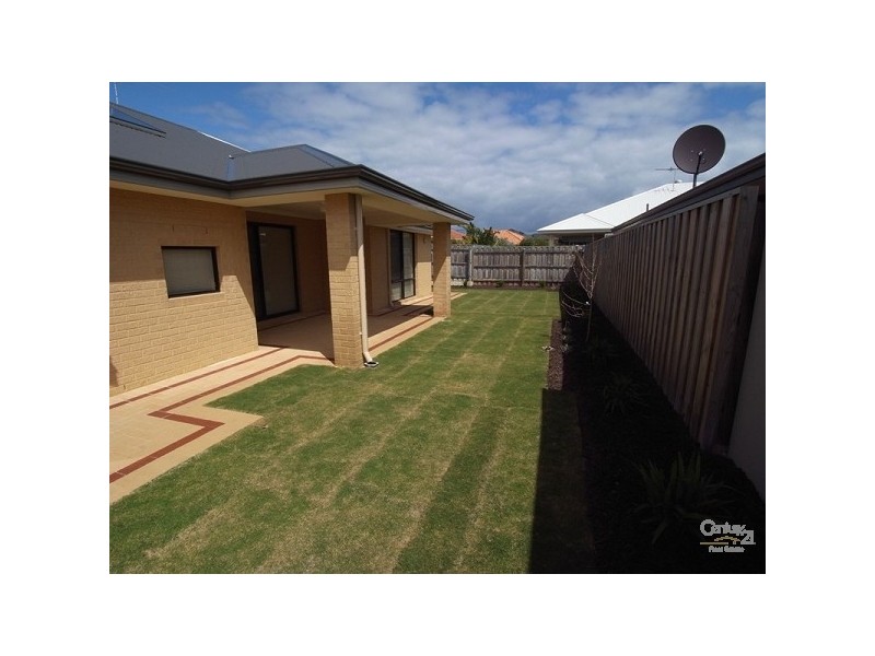 40 Accra Way, Quinns Rocks WA 6030
