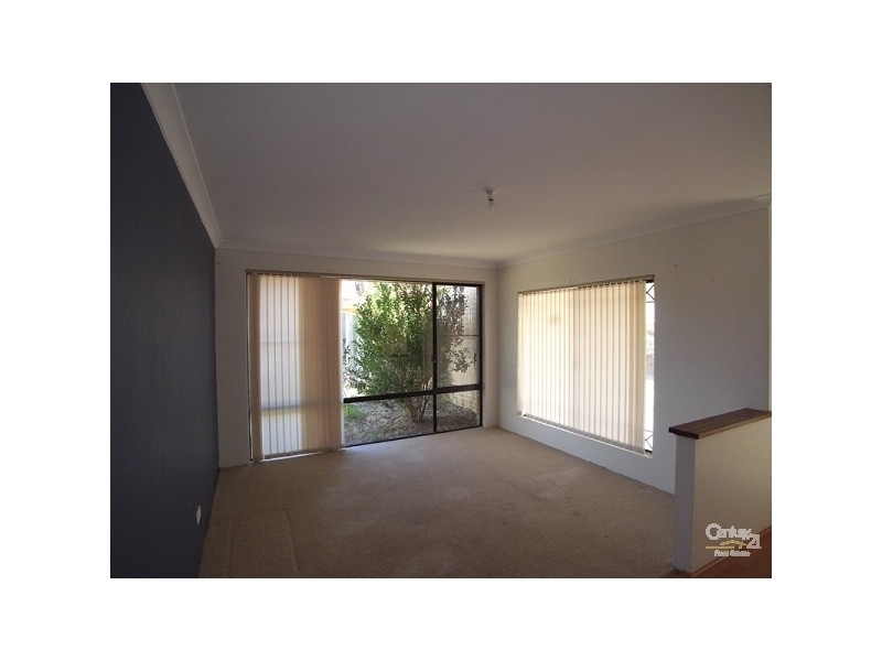 9 Tobin Hill, Clarkson WA 6030