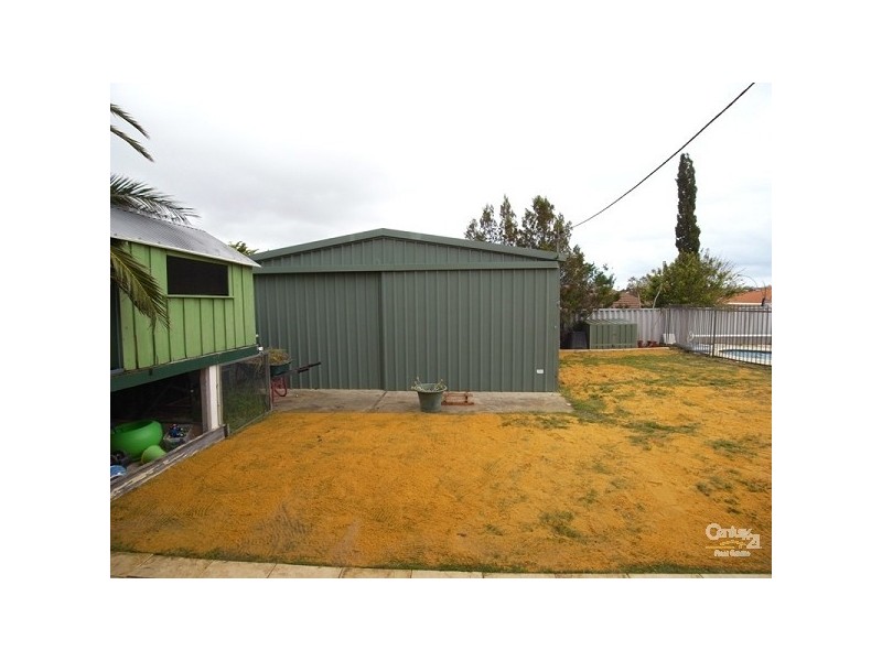 8 Falkirk Court, Kinross WA 6028