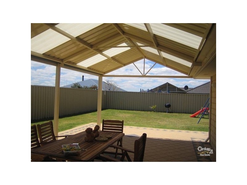 11 Shelford Boulevard, Butler WA 6036