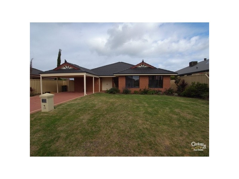 16 Tidworth Elbow, Butler WA 6036