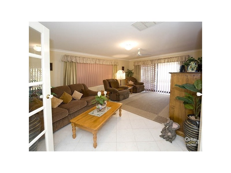 15 Rainham Avenue, Mindarie WA 6030