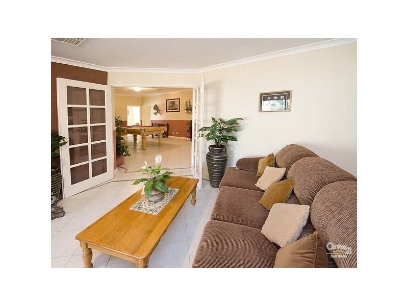 15 Rainham Avenue, Mindarie WA 6030