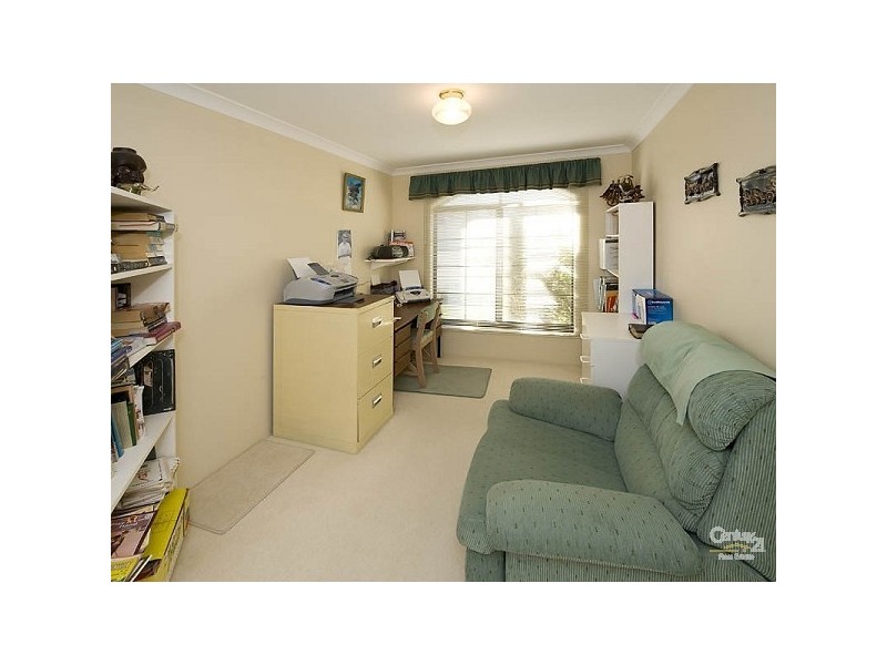 15 Rainham Avenue, Mindarie WA 6030