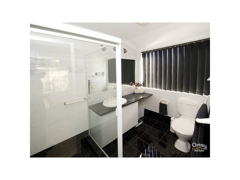 15 Rainham Avenue, Mindarie WA 6030