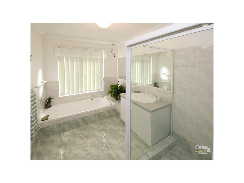 15 Rainham Avenue, Mindarie WA 6030