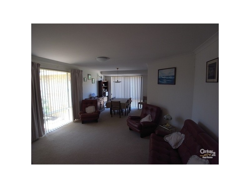 15 Mersin Drive, Mindarie WA 6030