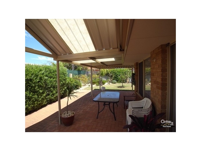 15 Mersin Drive, Mindarie WA 6030